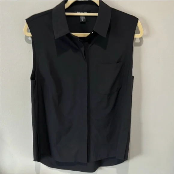 Athleta Sleeveless Button Down - Picture 1 of 3